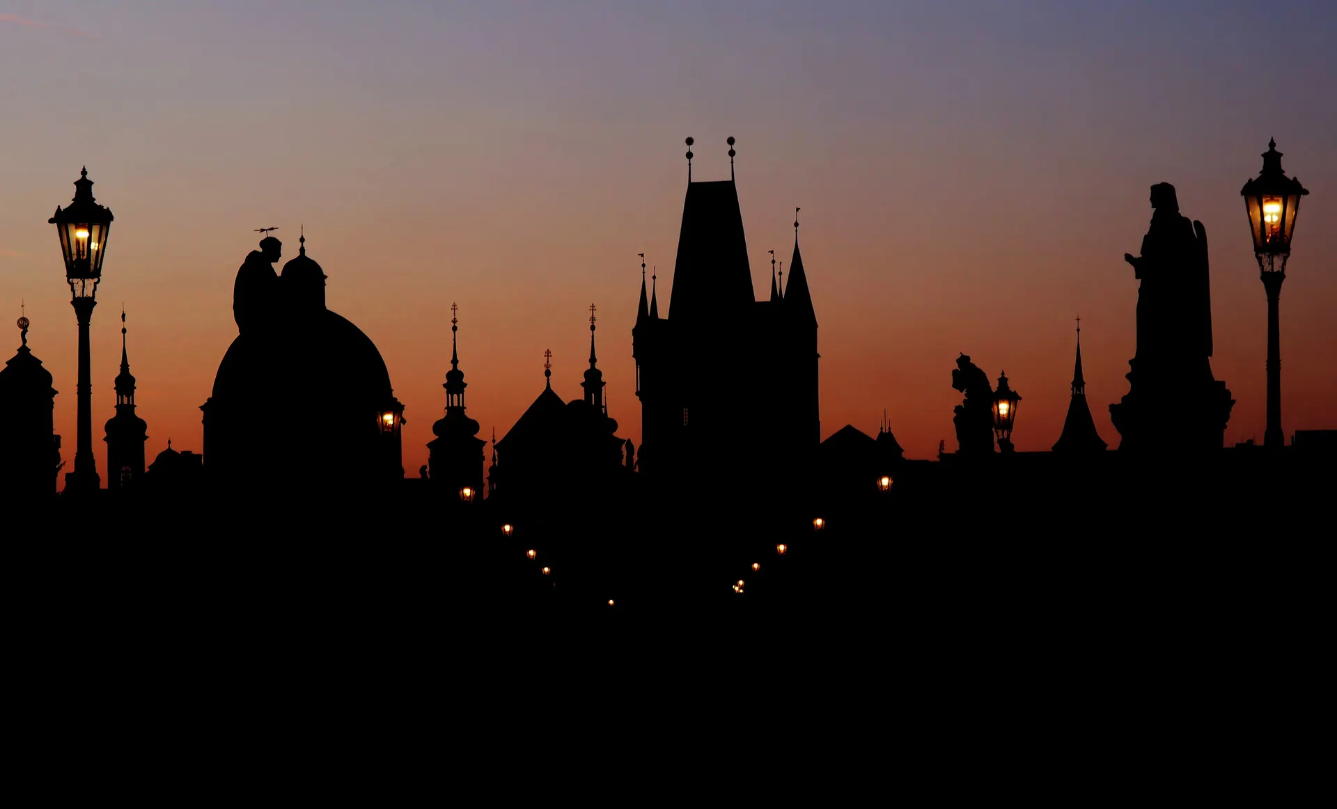 Toàn cảnh Praha lúc bình minh